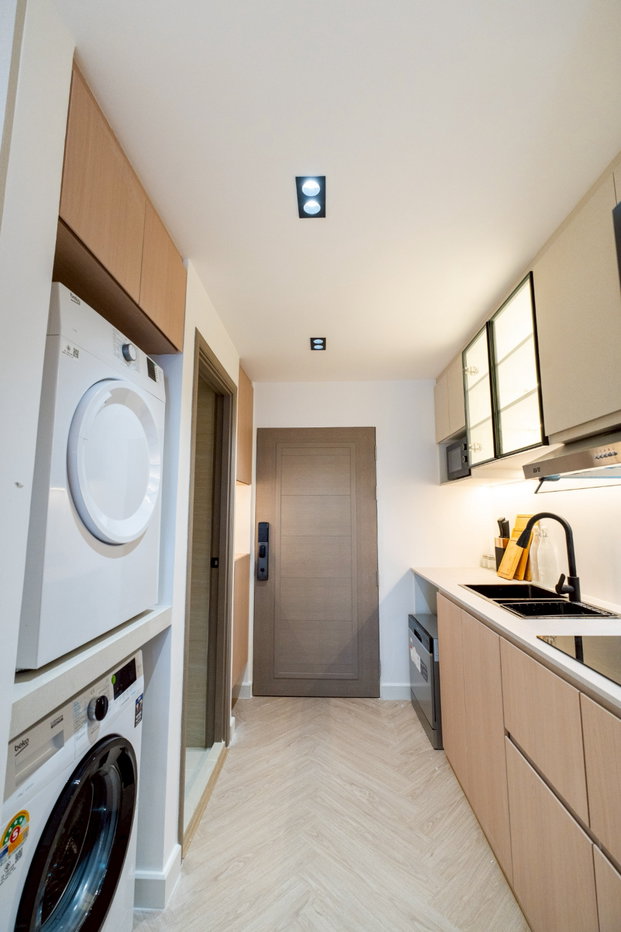 รูป  คอนโด Penthouse ห้องมุมสุดพิเศษ บนทำเลย่านเศรษฐกิจของเชียงใหม่   #C1MG100287 - รูปที่ 28/40
