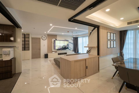 รูปภาพ Spacious 4-BR 250 Sqm At Supalai Riva Grande, Phra Ram 3 (ID 3057378)
