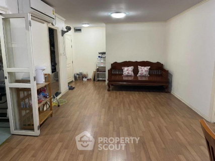 1-BR 57 Sqm Condo For Sale, Lumpini Place Narathiwas Ratchanakarin, Chong Nonsi (ID 1141940)