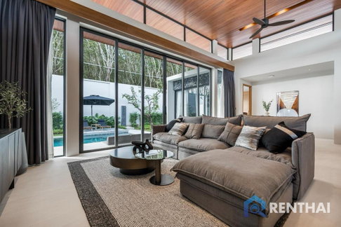 Luxury Villa in Phuket: Botanica Modern Loft