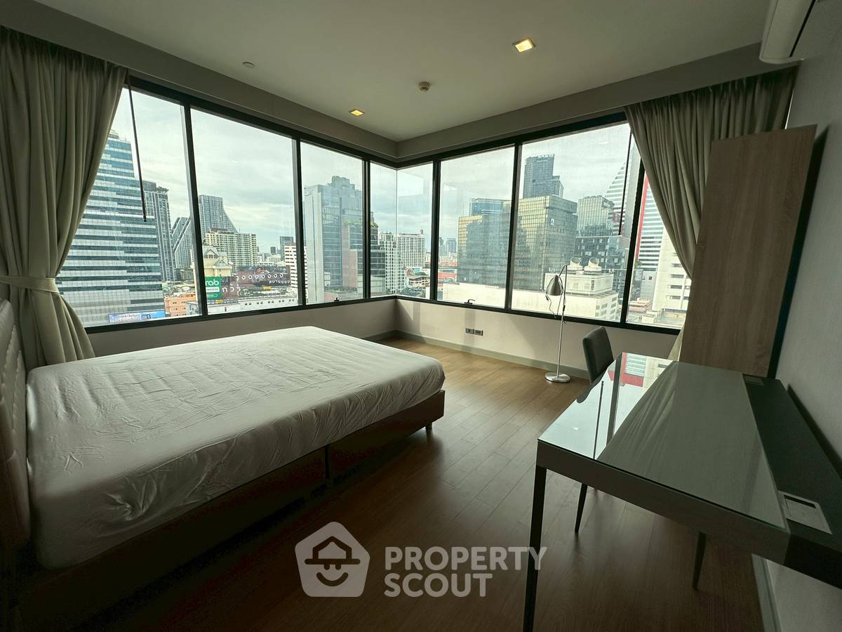 รูป คอนโด 1 ห้องนอน 54 ตร.ม. พร้อมเลี้ยงสัตว์ ที่ M Silom ใกล้ BTS ช่องนนทรี 400 ม. (ID 3085501) - รูปที่ 4/5