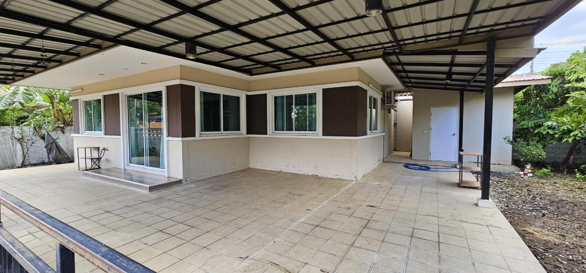 รูป ขายบ้านเดี่ยวชั้นเดียวลำลูกกาคลอง 7 เนื้อที่ 71 ตรว. ใหญ่คุ้ม จอดรถ 3 คัน ต่อเติมครบพร้อมอยู่ 2.59 ล้าน - รูปที่ 1/10