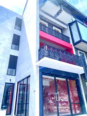 Shophouses for rent Nimibutr Stadium : Banthat Thong-Chula Intersection  BTS National Stadium 900 m. Am Park Samyan 150 m. 5 bedrooms, 3 bathrooms, commercial building for rent, 4 floors,