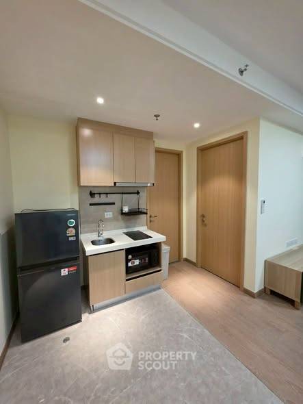 รูป คอนโด 1 ห้องนอน 38 ตร.ม. ให้เช่า Regal Sathon-Naradhiwas (ID 3086703) - รูปที่ 2/7
