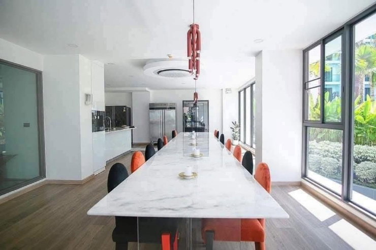 รูป ปล่อยเช่า The one condo พร้อมเฟอร์ฯ #วิวสระว่ายน้ำ  ใกล้เซ็นทรัลเฟส , ม.พายัพ , ร.พ.กรุงเทพ , นิมมาน ( 2 นอน 2 น้ำ ) - รูปที่ 11/16