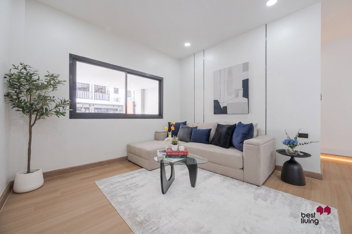 รูป ขายบ้าน หมู่บ้านรุ่งเจริญโชคชัย 4 หลังมุม รีโนเวทใหม่ 200 ตร.ม. - รูปที่ 6/69