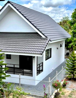 เช่าบ้านเดี่ยว ม.นอร์ท-เชียงใหม่ : ให้เช่าบ้านเดี่ยวสร้างใหม่ พร้อมเฟอร์นิเจอร์ บรรยากาศเงียบสงบ ทำเลน้ำแพร่–หางดง เดินทางสะดวก เข้า-ออกได้หลายเส้นทาง ใกล้เมือง RH-31