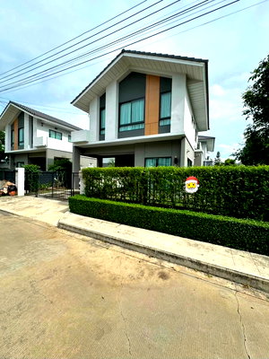 บ้านเดี่ยวให้เช่า : 🏡 FOR RENT บ้านเดี่ยว 2 ชั้น Perfect Park กรุงเทพกรีฑา – ร่มเกล้า 3 ห้องนอน 2 ห้องน้ำ บ้านสวย สภาพใหม่ พร้อมเข้าอยู่ทันที
