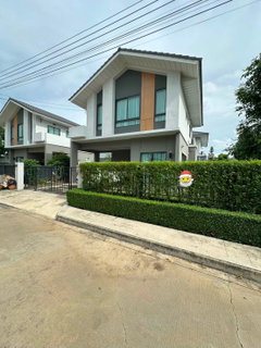 รูปภาพ 🏡 FOR RENT บ้านเดี่ยว 2 ชั้น Perfect Park กรุงเทพกรีฑา – ร่มเกล้า 3 ห้องนอน 2 ห้องน้ำ บ้านสวย สภาพใหม่ พร้อมเข้าอยู่ทันที