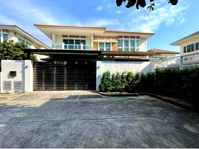 Houses for rent Tesco Lotus Srinakarindra : For Rent 2-story House LE NEO II SRINAKARIN 4 bedroom 3 bathroom