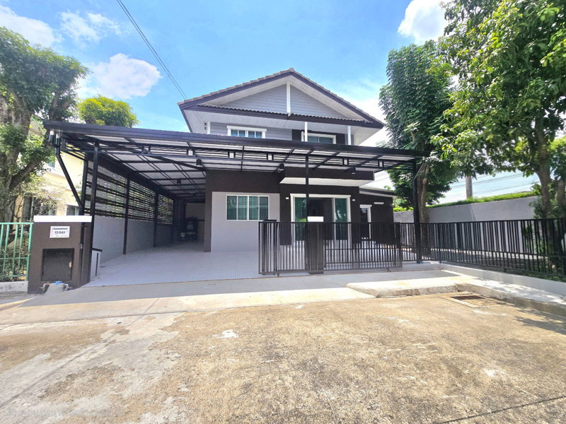 ขายบ้านเดี่ยว : บ้านเดี่ยวหลังใหญ่ หลังมุมใน กว้าง แต่งใหม่ หมู่บ้าน พฤกษ์ลดา1 รังสิตคลอง4 ถนนไสวประชาราษฎร์ ลำลูกกา คลอง4 ลาดสวาย ปทุมธานี 
