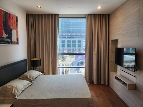 The Bangkok Sathorn【𝐑𝐄𝐍𝐓】🔥Premium rooms with timeless design and a spacious, airy feel🔥 Contact Line ID: @hacondo