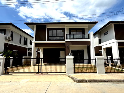 ขายบ้านเดี่ยว : กาญจน์กนกวิลล์ 23 บ้านเดี่ยว 4 ห้องนอน 4 ห้องน้ำ 2 ที่จอดรถ