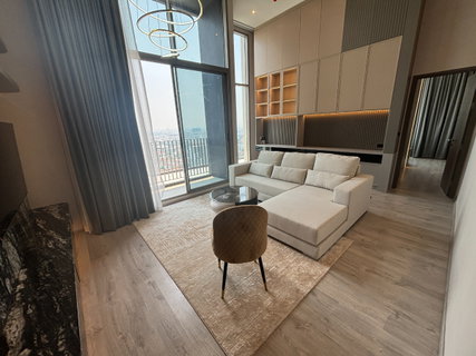 รูปภาพ Condo for rent: Rhythm Ekkamai Estate, 150,000 THB [SHN00258]