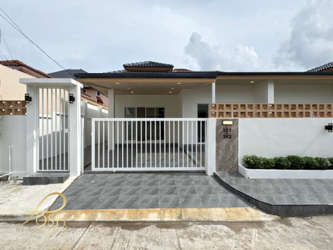 Newly Renovated Single-Storey Semi-Detached Home at Dusit Buri Village, Samkong–Ratsada, near Rajabhat Intersection. 