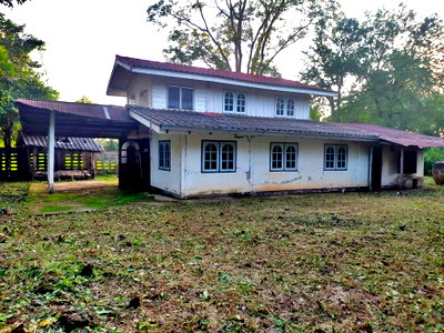 ขายบ้านเดี่ยว : AL-6-0419|บ้านพักอาศัยครึ่งตึกครึ่งไม้ 2 ชั้น บ้านนาราชควาย  ต. นาราชควาย อ.เมืองนครพนม จ.นครพนม (ราคา 950,000 บาท)