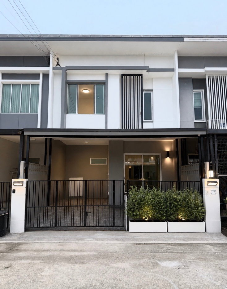 รูป 🏡✨ ขายทาวน์โฮมรีโนเวทใหม่ พร้อมอยู่ พฤกษาวิลล์ รามอินทรา–พระยาสุเรนทร์ - รูปที่ 1/15
