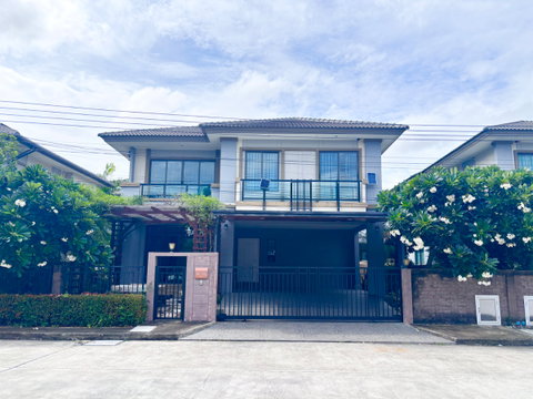 ให้เช่า บ้านเดี่ยว 5 ห้องนอน โครงการ “ภัสสร เพรสทีจ บางนา-สุวรรณภูมิ” ใกล้เมกาบางนาและสนามบินสุวรรณภูมิ
