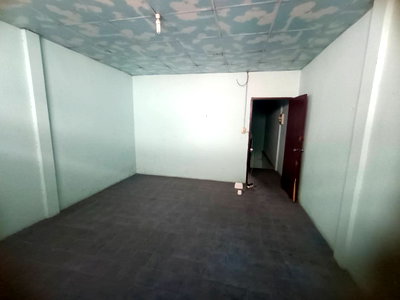 Townhouses for sale Suan Dusit University : Hot Sale! Cheapest Townhouse Only 600k – Perfect for Renovation or House Flipping, High Profit Guaranteed!