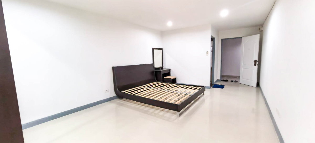 รูป คอนโด Regent Home 2 พหลโยธิน 67/1 - รูปที่ 2/8