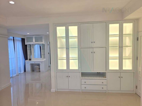 🔺 For Rent Condo THE WATERFORD THONG LO 11 Building 1, Floor 12,3 bed room, Room size 400 sqm