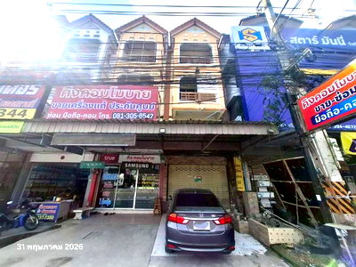 อาคารพาณิชย์ อมตะนคร : อาคารพาณิชย์ 18.5 ตร.วา พานทอง ชลบุรี 4.8M
