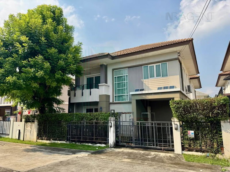 Houses for sale : For Sell Twin house PRUKSATOWN SERENITY 2 PETKASEM 81 2-story 3 bedroom 2 bathroom