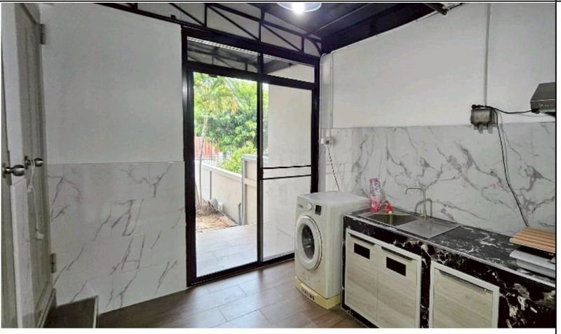 รูป ให้เช่าบ้านเดี่ยวหลังใหญ่ ม.คันทรีโฮม2 ใกล้ เจ ปาร์ค ศรีราชา - รูปที่ 12/12