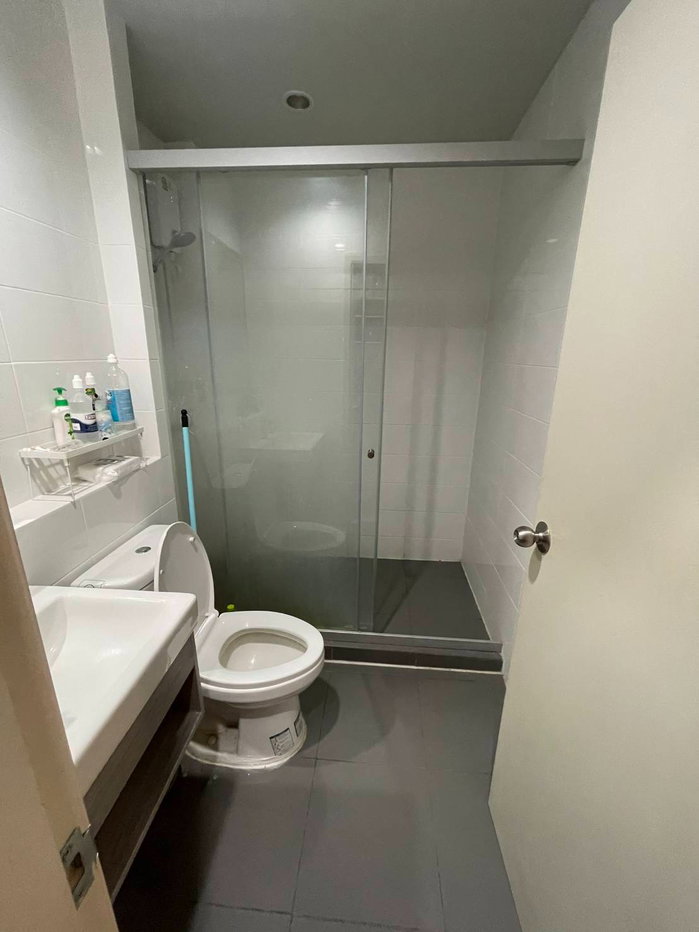 picture Condo For Sale COMMON TU On Nut - 2/4