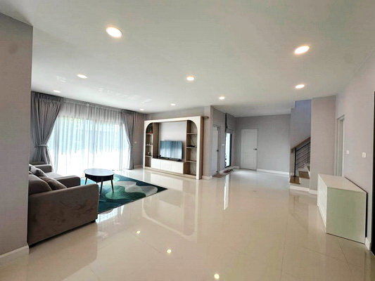รูป [ให้เช่า] หมู่บ้าน เซนโทร บางบอน / 4 ห้องนอน 5 ห้องน้ำ / 110 ตรว. 300 ตรม. **85,000** บ้านเดี่ยวหลังใหญ่ตกแต่งสวย เฟอร์นิเจอร์และเครื่องใช้ไฟฟ้าครบชุด - รูปที่ 6/14