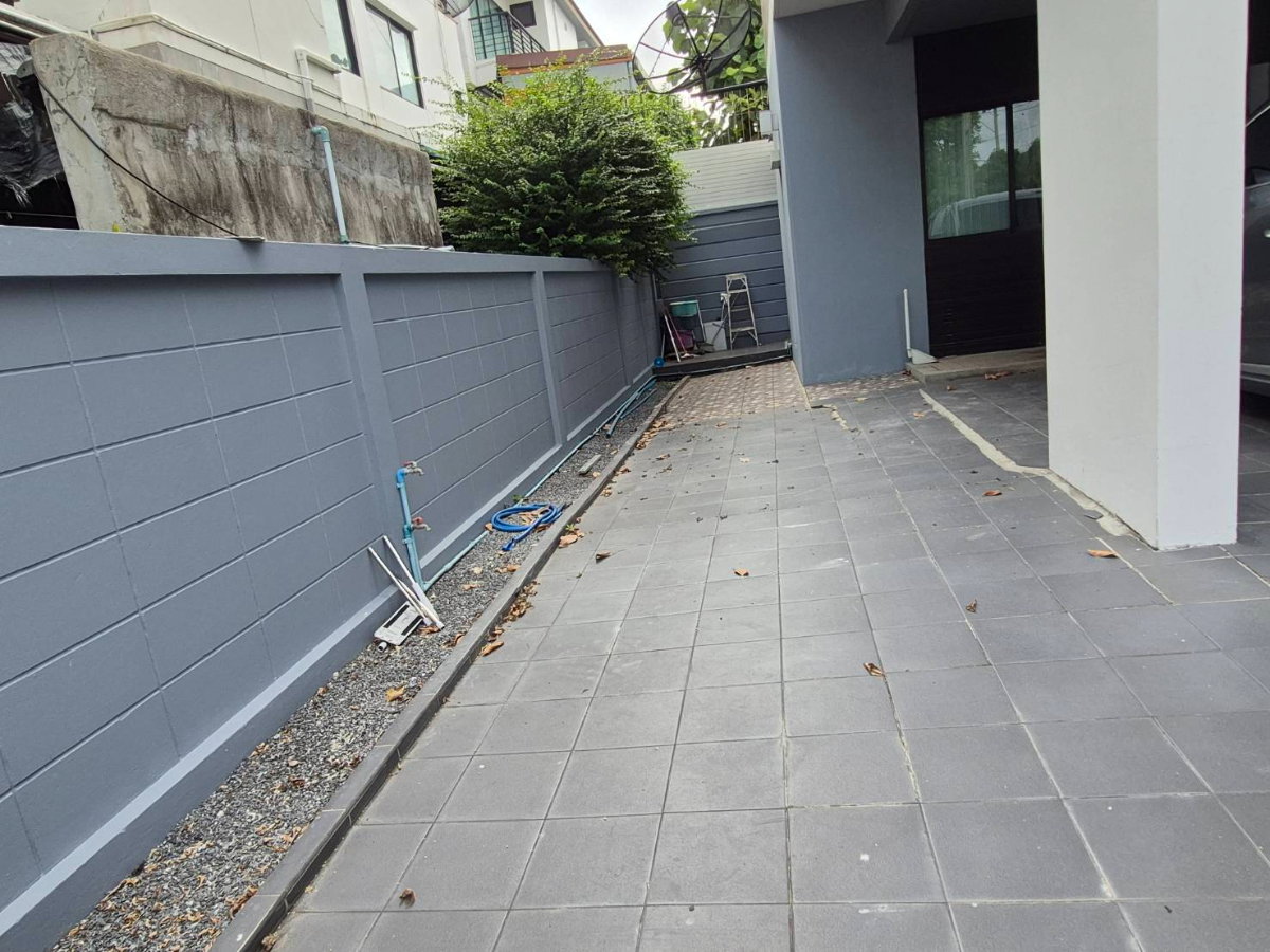 รูป บ้านลุมพินี สวนหลวง ร.9  Luxury Home - รูปที่ 12/35