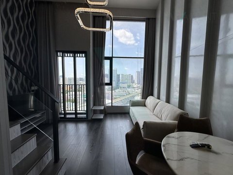 For Rent Condo KNIGHTSBRIDGE SPACE RATCHAYOTHIN Building 1, Floor 18,Duplex, Room size 37 sqm
