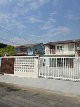 📌 ขายทาวน์เฮาส์ โครงการ หมู่บ้านปิ่นเจริญ 3 2 ชั้น 2 ห้องนอน 2 ห้องน้ำ
