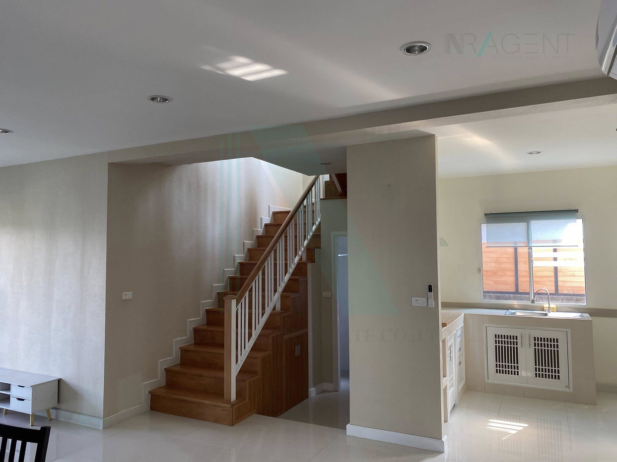 รูป ขายบ้านแฝด โครงการ ภัสสร เพรสทีจ ลุกซ์ พัฒนาการ 2 ชั้น 3 ห้องนอน 2 ห้องน้ำ - รูปที่ 3/8
