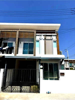 ขายทาวน์โฮม : 📌 ขายทาวน์เฮาส์ โครงการ นครทองลีฟวิ่ง บางนา-เทพารักษ์ 2 ชั้น 3 ห้องนอน 2 ห้องน้ำ