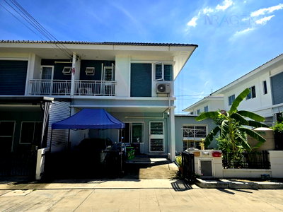 บ้านเดี่ยว โลตัส ลาดกระบัง : ขายบ้านแฝด โครงการ เดอะ แพลนท์ อ่อนนุช-มอเตอร์เวย์ 2 ชั้น 3 ห้องนอน 3 ห้องน้ำ