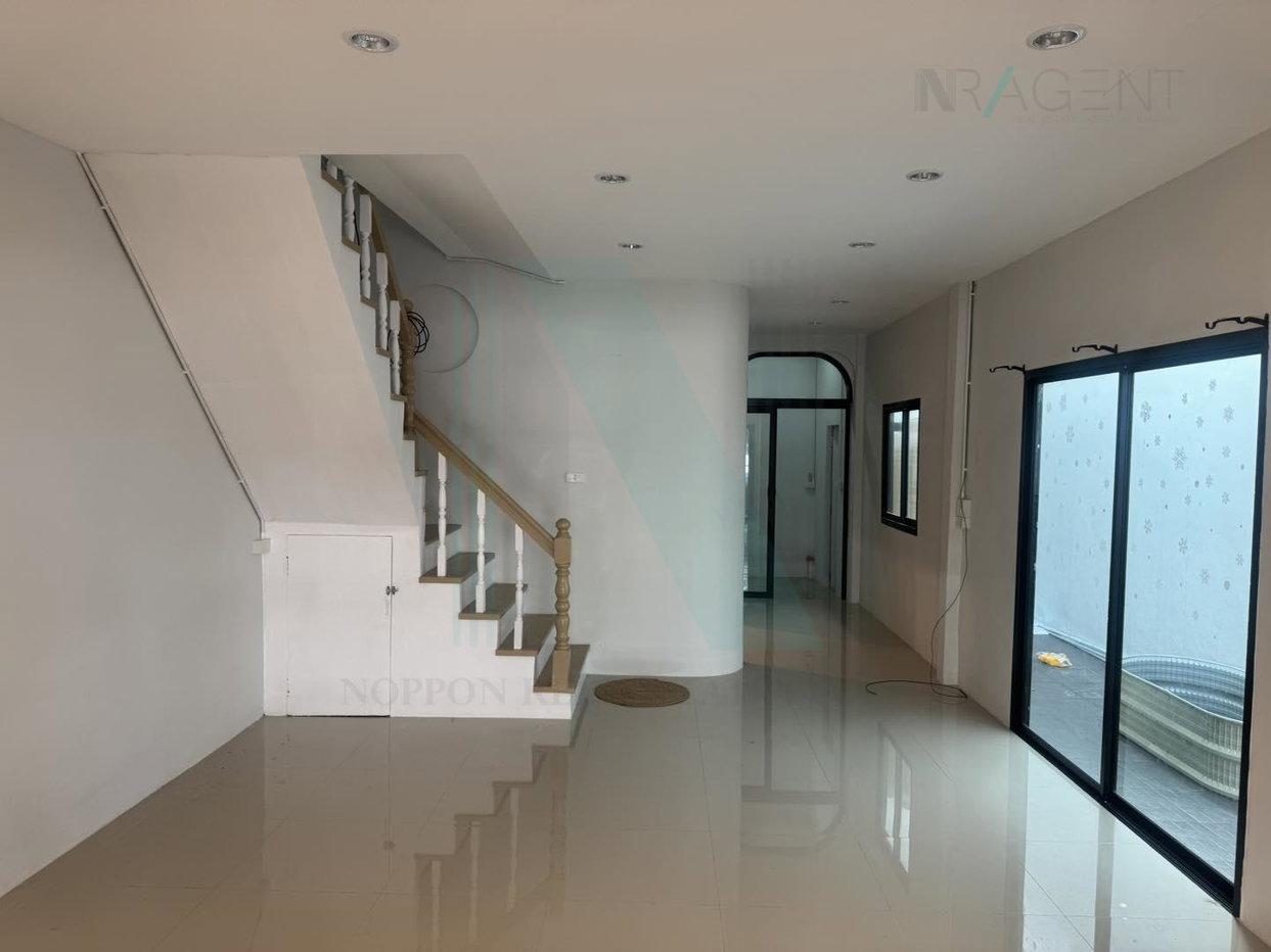 รูป ขายบ้านแฝด โครงการ บ้านอิ่มอัมพร 4 2 ชั้น 3 ห้องนอน 2 ห้องน้ำ - รูปที่ 3/8