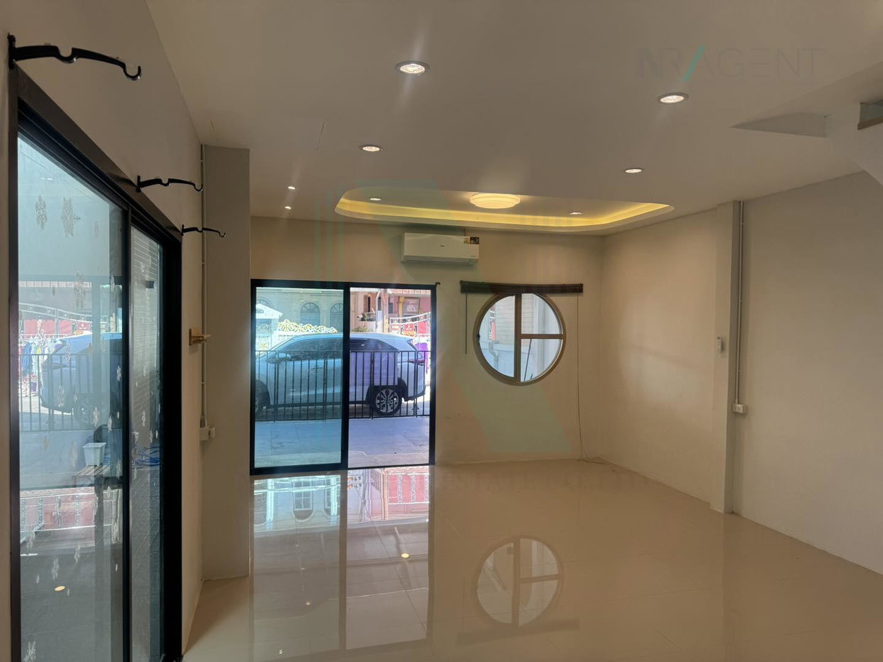 รูป ขายบ้านแฝด โครงการ บ้านอิ่มอัมพร 4 2 ชั้น 3 ห้องนอน 2 ห้องน้ำ - รูปที่ 4/8
