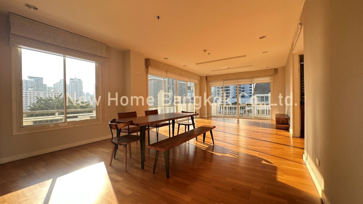 รูป Narathorn Place Condo for Rent 3 bedrooms Sathorn - รูปที่ 2/30