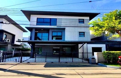 Houses for sale Siam University : For Sell Twin house BAAN KLANG MUENG RAMA 2 3-story 3 bedroom 4 bathroom