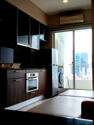Condos for rent : For Rent Condo IVY SATHORN 10 Building 1, Floor 22,1 bed room, Room size 42.00 sqm