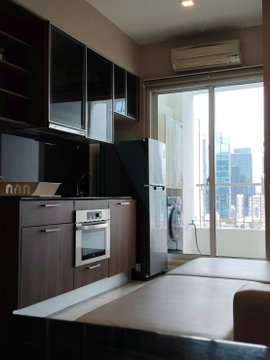 ให้เช่าคอนโด ไอวี่ สาทร 10 อาคาร 1 ชั้น 22 1 ห้องนอน ขนาด 42.00 ตรม ใกล้ Health Land สาทร