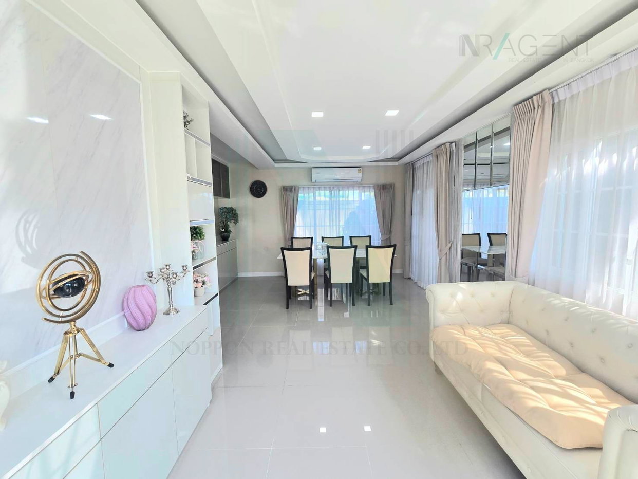 รูป ขายบ้านแฝด โครงการ โกลเด้น นีโอ บางนา-สวนหลวง 2 ชั้น 3 ห้องนอน 3 ห้องน้ำ - รูปที่ 3/8