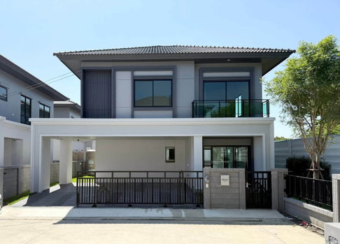 ให้เช่าบ้านเดี่ยว 2 ชั้น บริทาเนีย บางนา - ศรีวารี 4 ห้องนอน 4 ห้องน้ำ เฟอร์นิเจอร์ครบ พร้อมเข้าอยู่