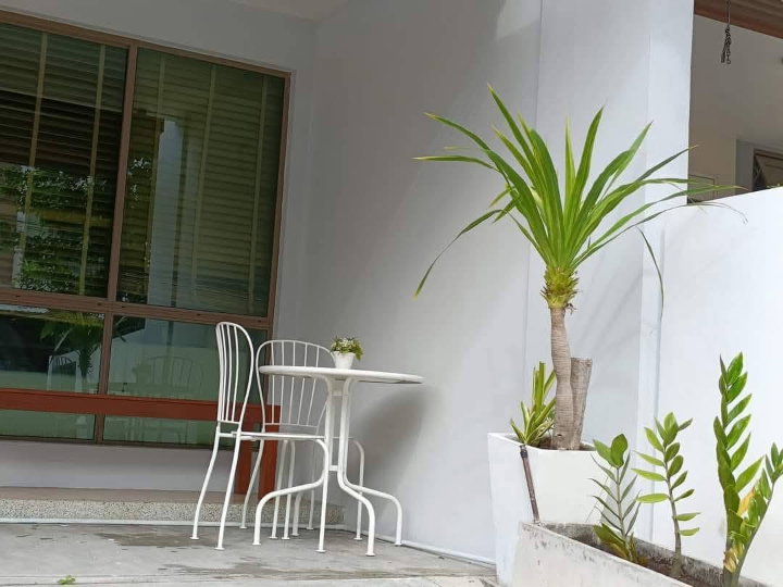 รูป 🏡 2606-RFF048 [ปล่อยเช่า] ทาวน์โฮม 3 ชั้น สไตล์ Cozy Modern พร้อมเข้าอยู่ ใกล้ BTS บางจาก! ✨ - รูปที่ 10/43
