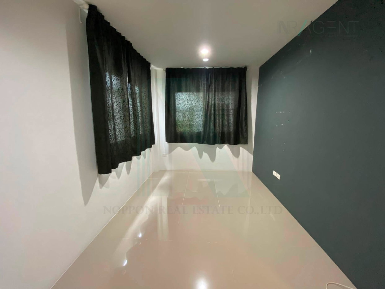 รูป ขายบ้านแฝด โครงการ สุขสำราญคาแนล 2 ชั้น 4 ห้องนอน 3 ห้องน้ำ - รูปที่ 3/8