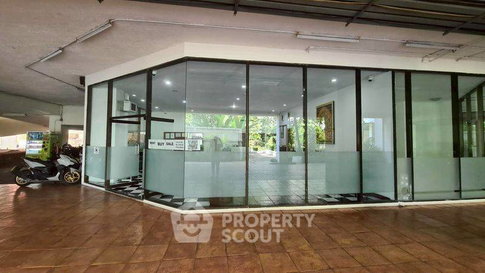 คอนโด 1 ห้องนอน The Waterford Park Sukhumvit 53 ใกล้ BTS ทองหล่อ (ID 3087179)