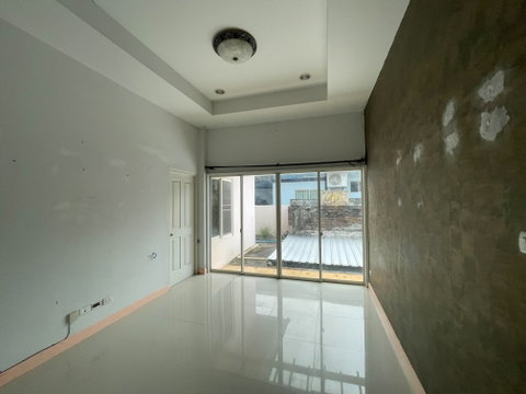 HOME 51 Sq.w. Hua Hin Prachaubkirikhan for 2.4M