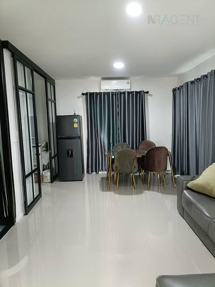 รูป 📌 ขายบ้านแฝด โครงการ เซนส์ บางนา-สุวรรณภูมิ 2 ชั้น 4 ห้องนอน 3 ห้องน้ำ - รูปที่ 6/8