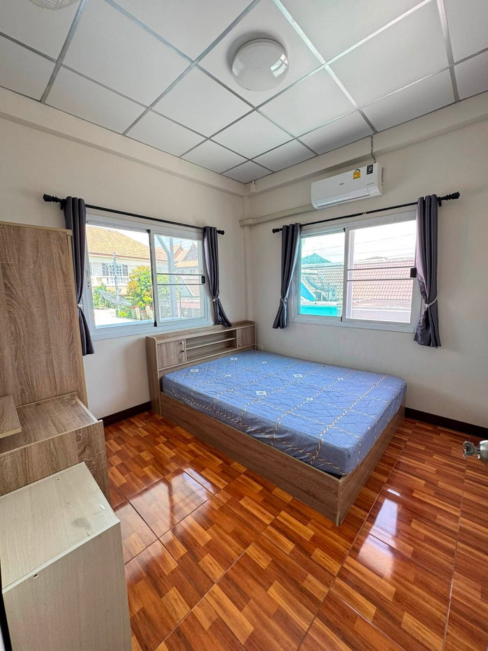 รูป ให้เช่าบ้านแฝดรีโนเวทใหม่ ม.รัตติยาวิลล่า บางพระ ศรีราชา - รูปที่ 11/26